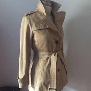 Banana Republic: All-season Trench Coat